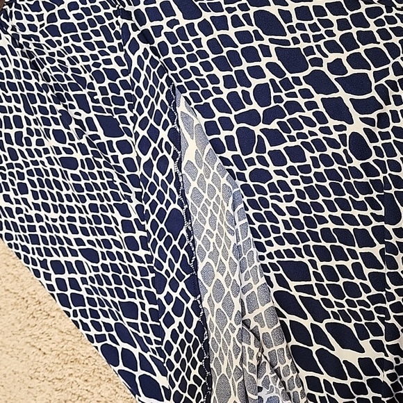 NWT! Charter Club Size M Blue with white printed dress - Picture 8 of 12